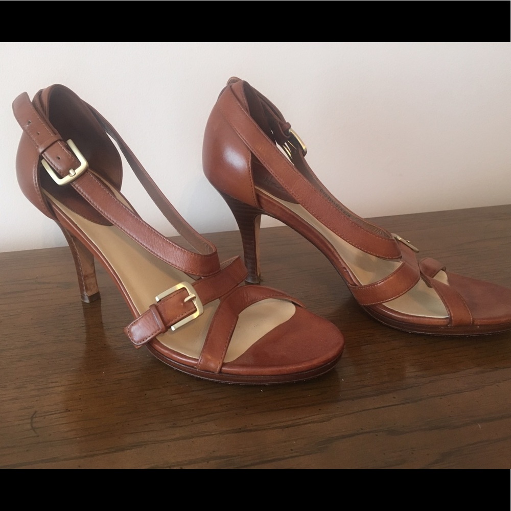 Gorgeous Cole Haan Heel